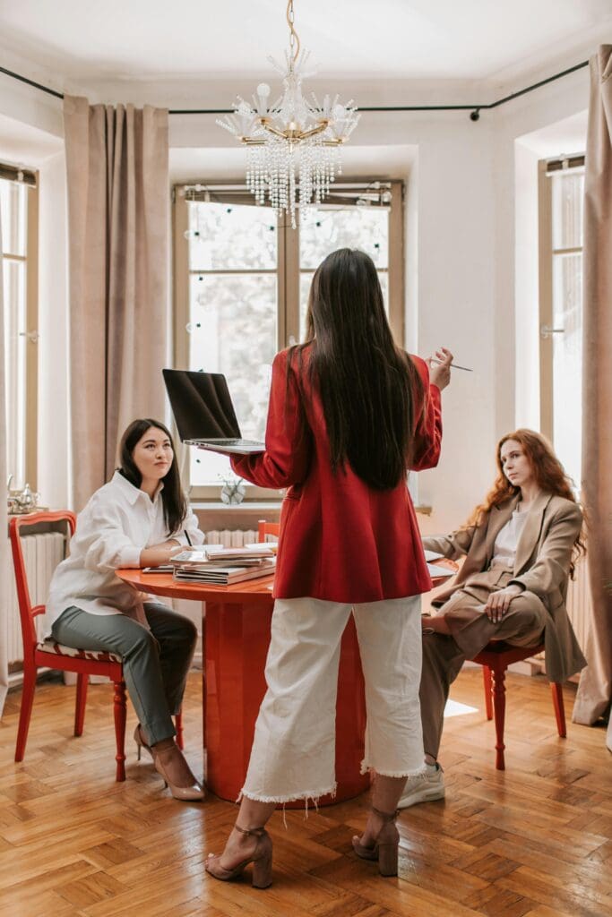 Control paradox in effective delegation strategies